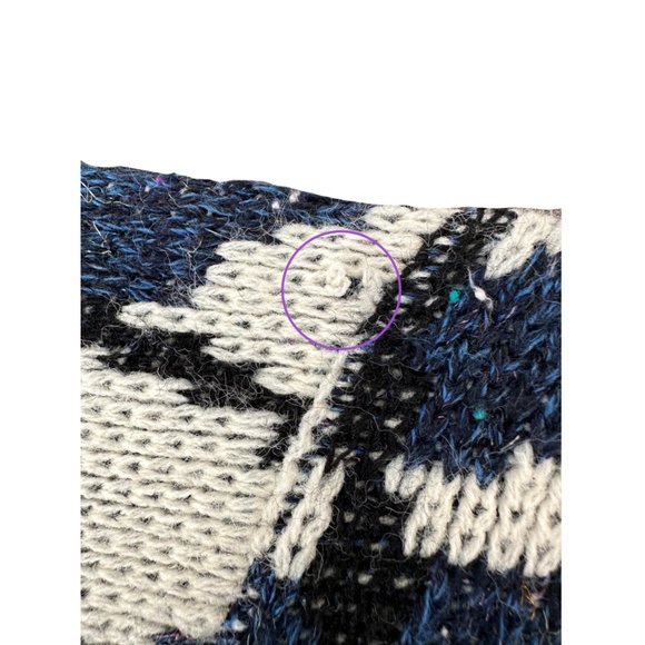 Vintage Donegal Navy Blue/Cream Graphic Mockneck Sweater | Size Large - Picture 3 of 8